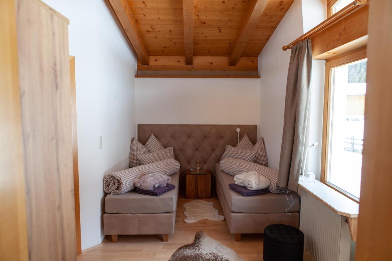Pension Lehnerhof ลอยทัช ภายนอก รูปภาพ